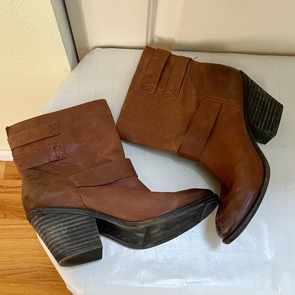 Lucky Brand Tommie boots - Picture 11 of 14